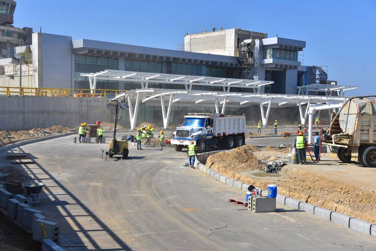 Vía de Acceso a Llegadas – Aeropuerto SKBQ