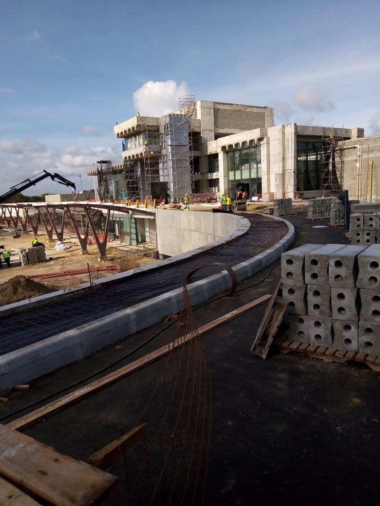 Obra Civil Integral: Construcción, Mantenimiento y Obras Complementarias